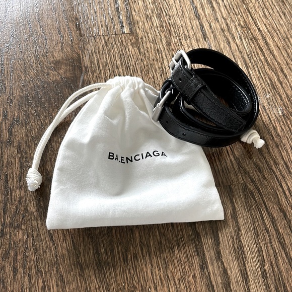 Balenciaga wrist cuff with double-buckle silver hardware detail - Picture 1 of 4